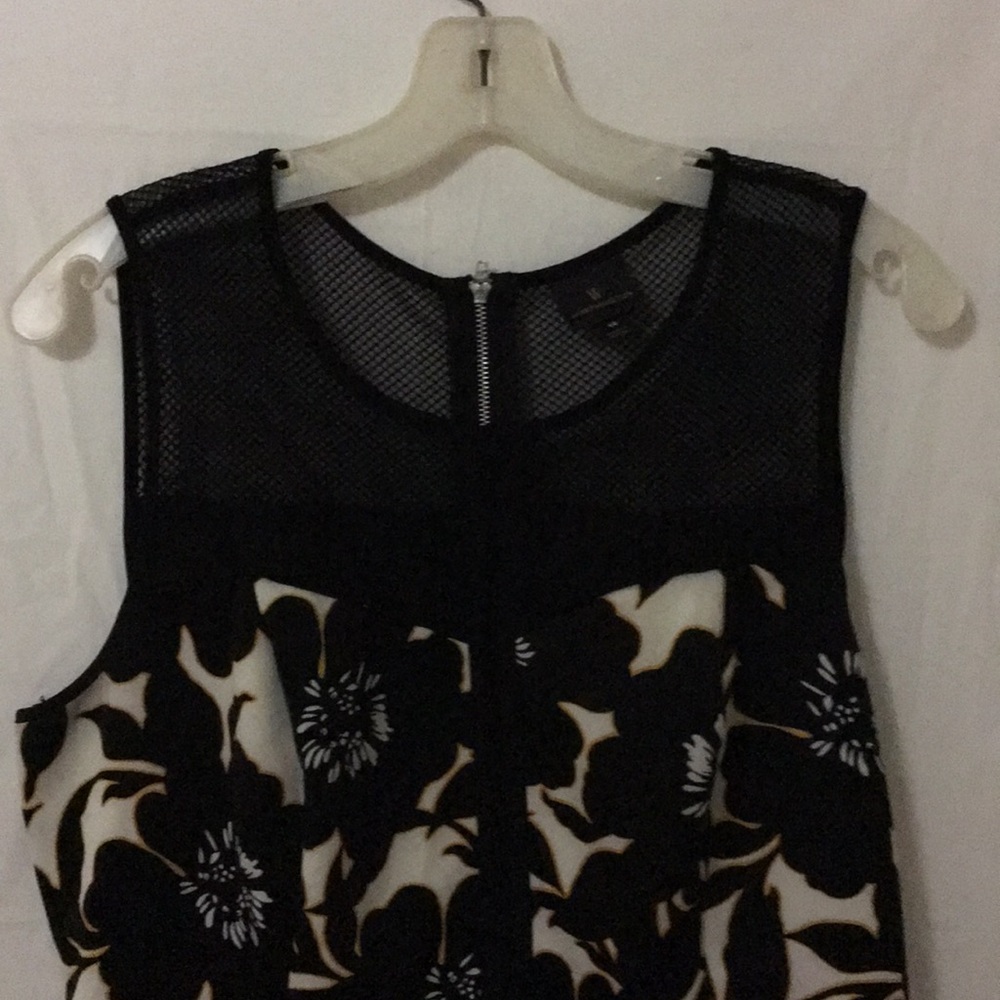 $10 Spring Sale - Picture 2 of 3